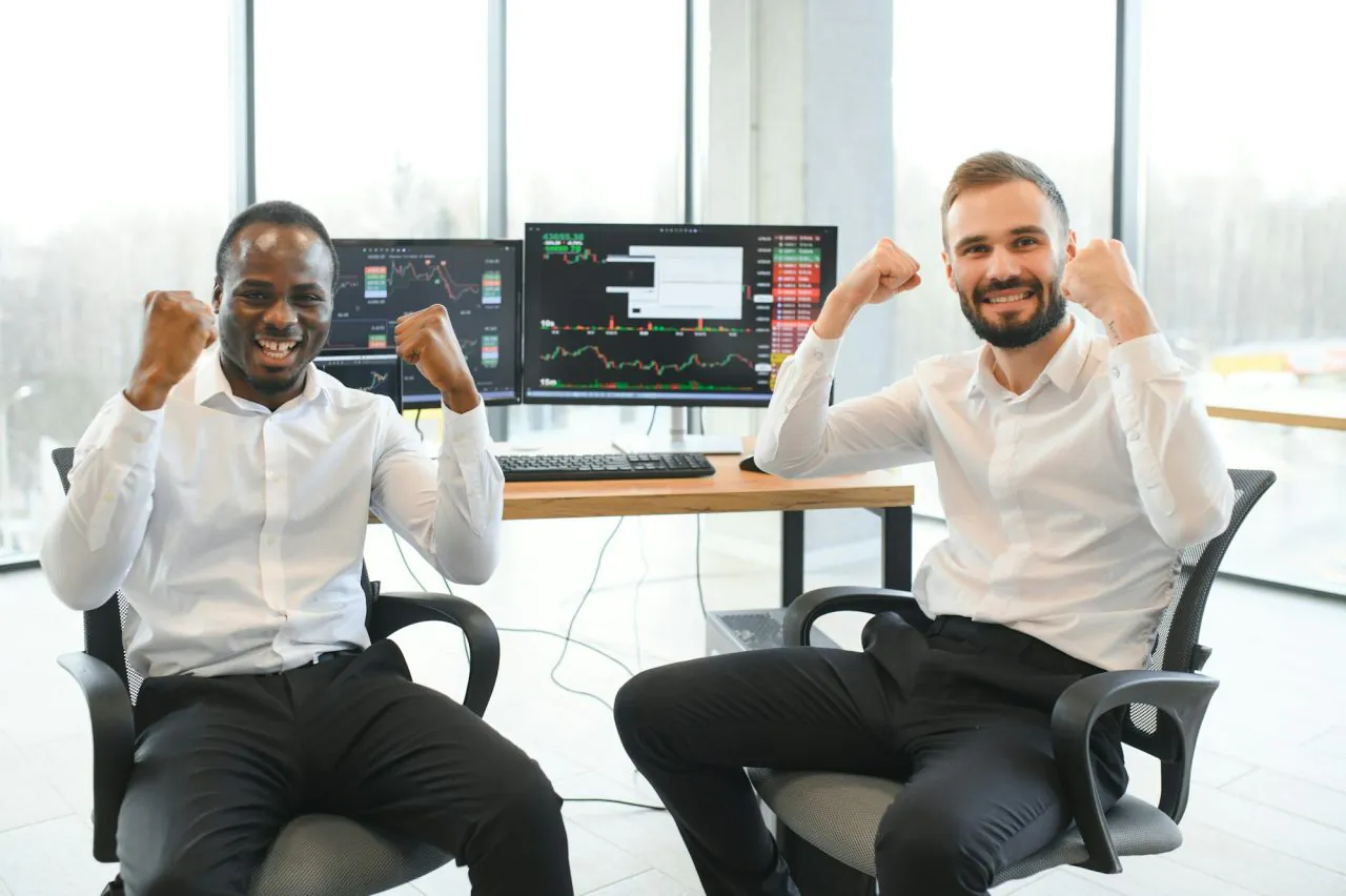 two stock exchange traders getting profit in trading currency stock Home